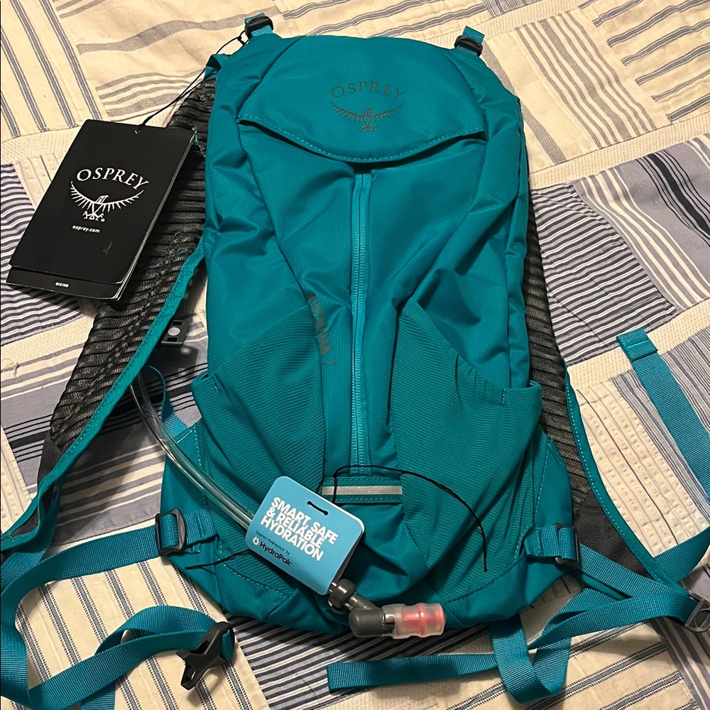 NWT-Osprey Turquoise Hydration Pack